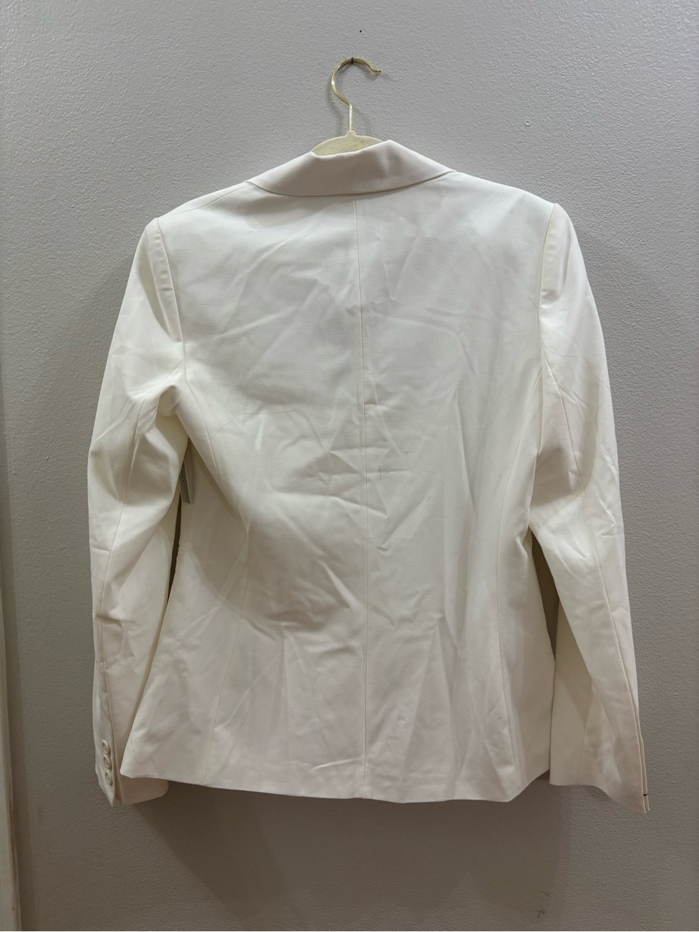 Larry Levine Women's Cream Two-Button Notch Lapel Blazer - Picture 3 of 4